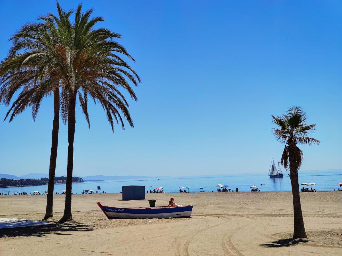 Spacious Beachfront Town House In Estepona With Fully Equipped Kitchen, Pools, Garden, Sea View Exterior photo